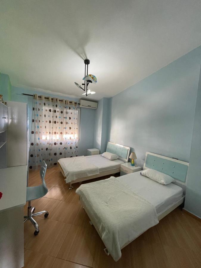 Seaview Golden Penthouse Apartment Sarande Bagian luar foto
