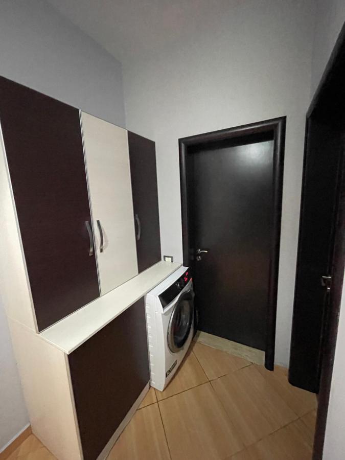Seaview Golden Penthouse Apartment Sarande Bagian luar foto